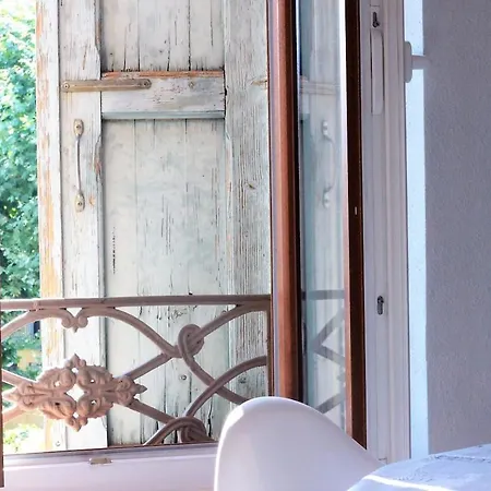 Appartement Petit Biscuit Proche Vieille